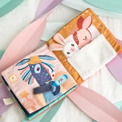 Lilliputiens Activity Book, Stella, Where is the Snuggle Cloth?