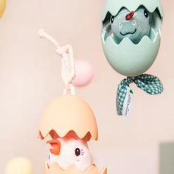 Lilliputiens Activity Mobile, Paulette the Dancing Egg