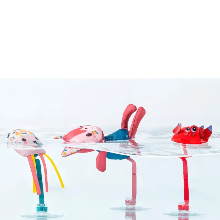 Lilliputiens Bath Play Set, Jeanne and Suction Cup Friends