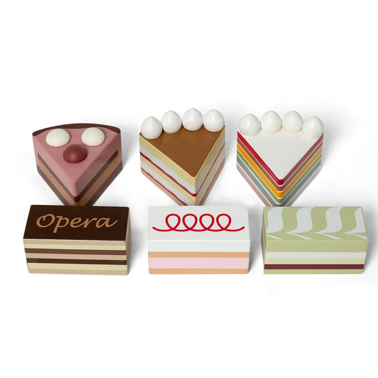 Mamamemo Wooden Play Food, Cake Slices on a Platter
