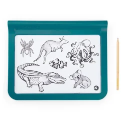 Moulin Roty Light-Up Drawing Board, Tout autour du monde