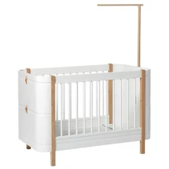 Oliver Furniture Wood Holder for Mini+ Basic Canopy or Mobile, Oak