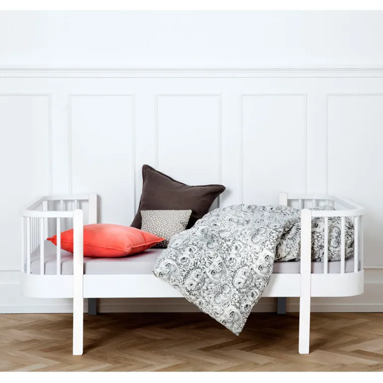 Oliver Furniture, Wood Junior Bed - Accessories
