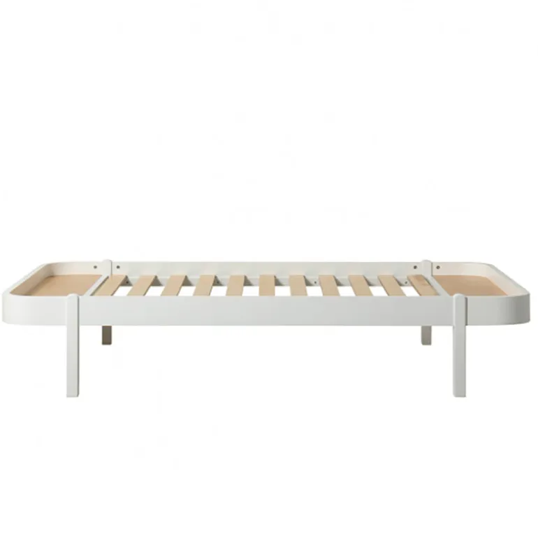 Oliver Furniture, Wood Lounger, 120 x 200 cm – White