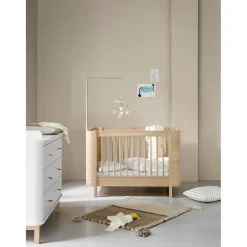 Oliver Furniture, Wood Mini+ Crib excl. Junior Kit - Oak