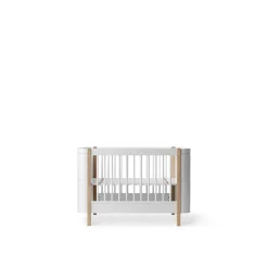 Oliver Furniture, Wood Mini+ Crib excl. Junior Kit - White/Oak