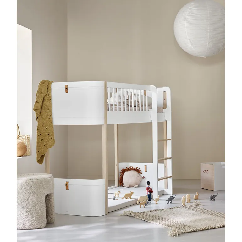 Oliver Furniture, Wood Mini+ Half-High Bed – White/Oak