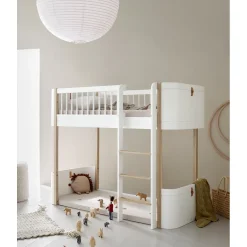 Oliver Furniture, Wood Mini+ Half-High Bed – White/Oak