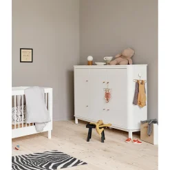 Oliver Furniture Wood multiskab m. 3 døre, hvid