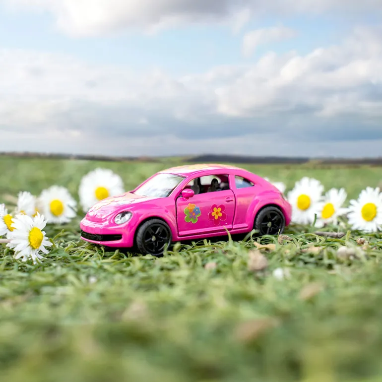 Siku Toy Car, VW The Beetle, Pink - 7.8 x 3.6 cm