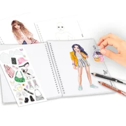 TopModel Pocket Coloring Book, Nyela & Lexy